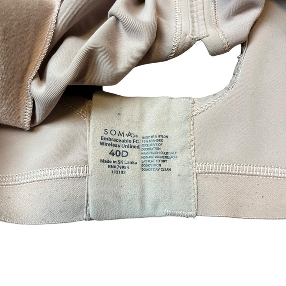 Soma Embraceable Wireless Nude Pink Bra Size 40D Women - Picture 4 of 8